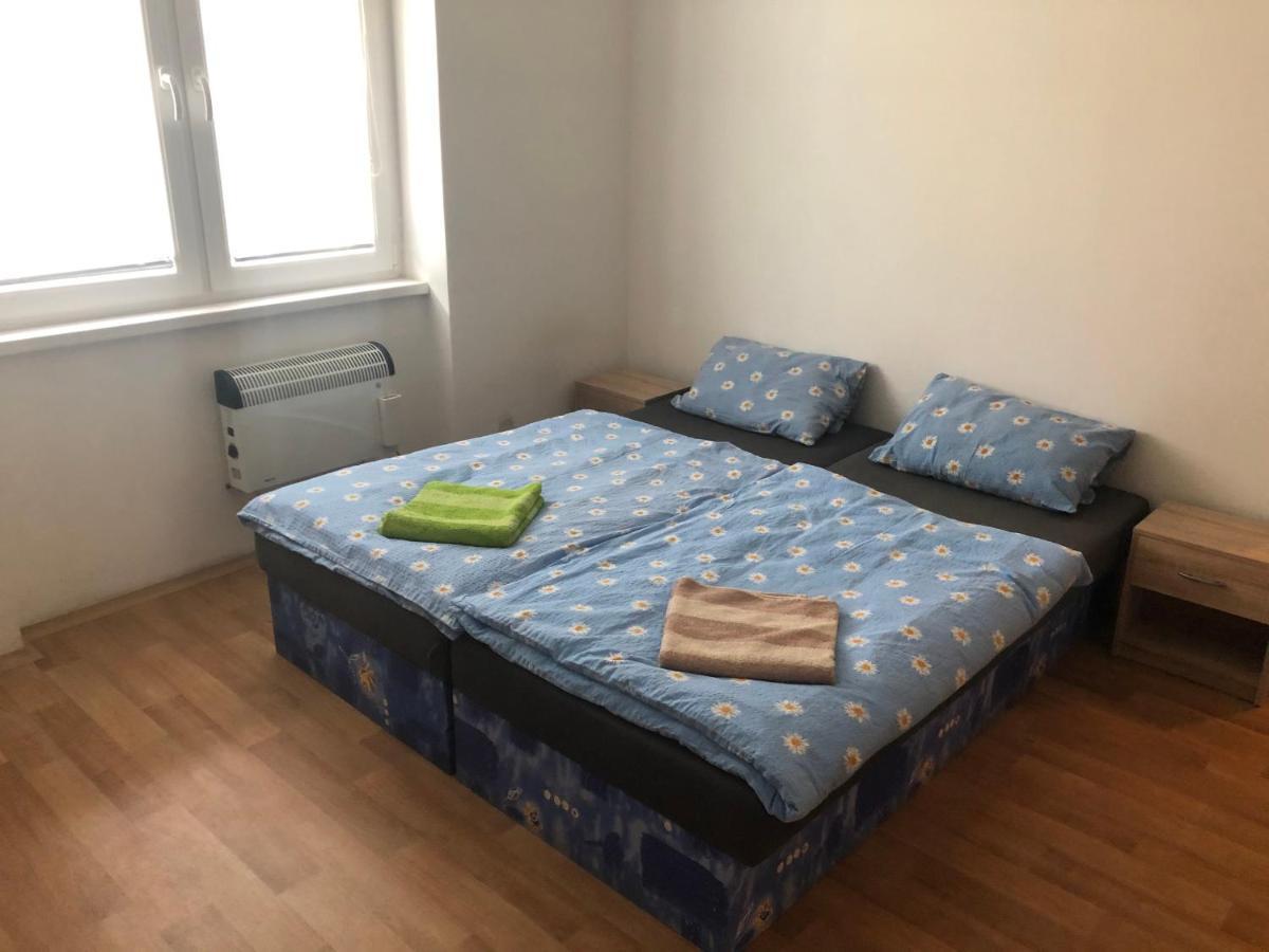 Apartmany - Skolni Chomutov Exterior photo