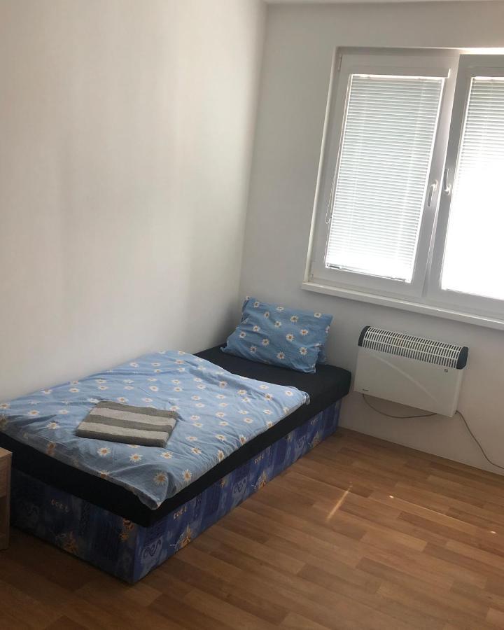 Apartmany - Skolni Chomutov Exterior photo